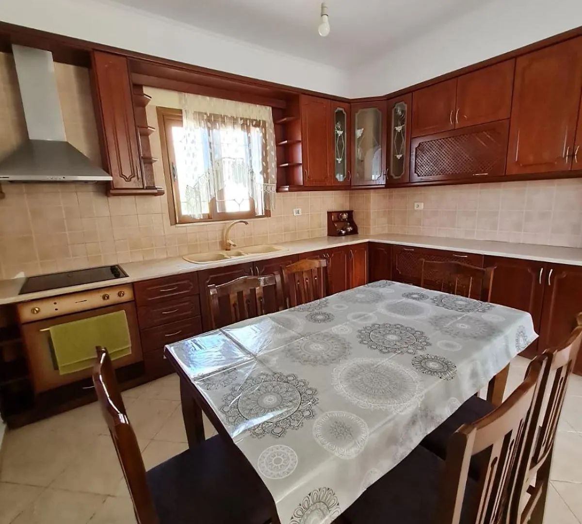 קסאמיל Vila Ledio דירה
