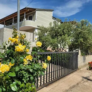 Appartement Spahiu, Ksamil